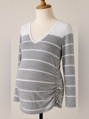 Pea in the Pod thin maternity sweater